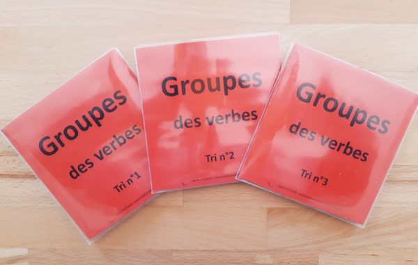étiquettes groupes des verbes ; conjugaison Montessori